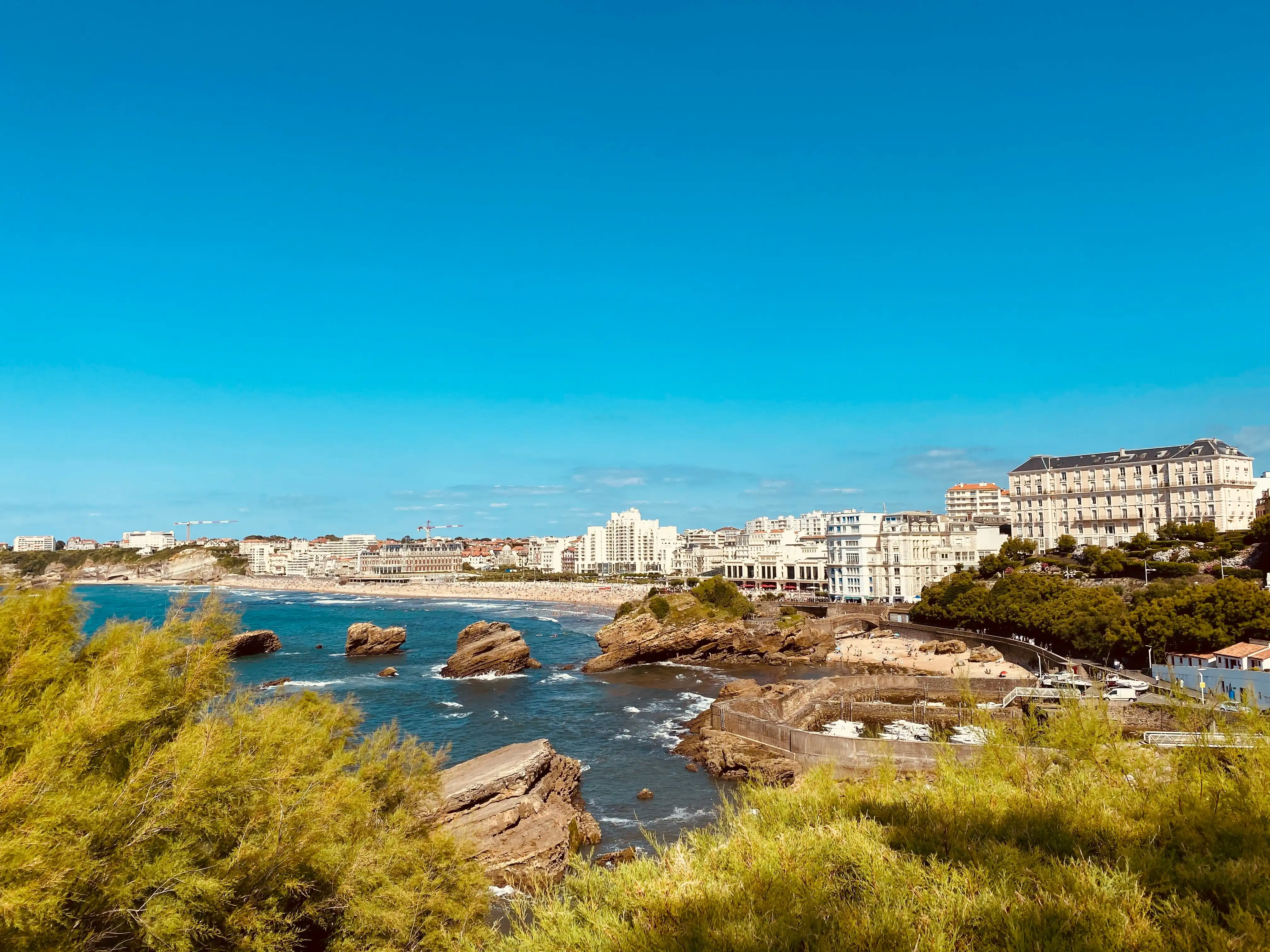 Échange appartement Biarritz 2026 : guide complet pour vivre la côte basque sans payer le loyer biarrot