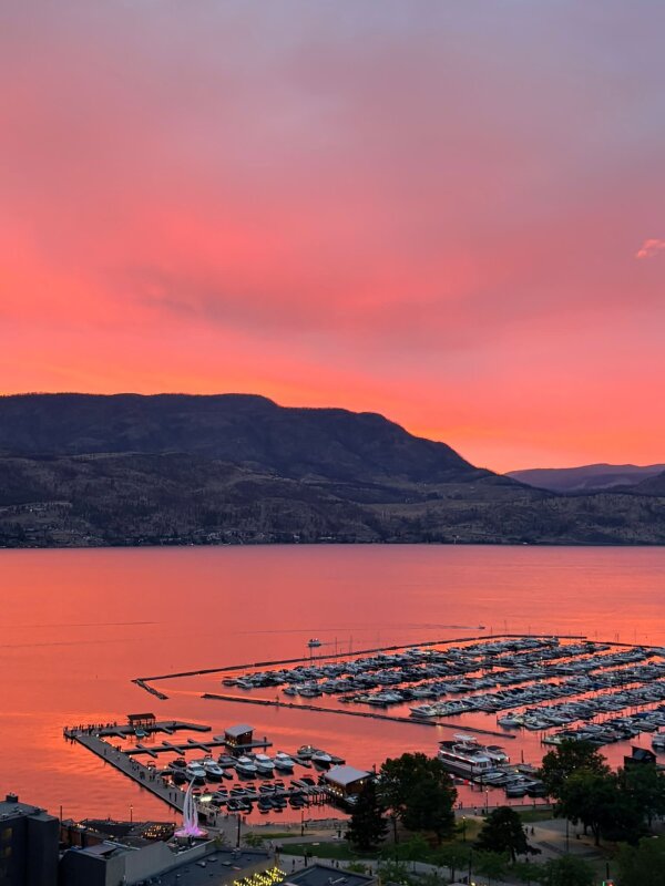 Kelowna 🔁 Anywhere in the world — Autres — photo 1 Kelowna 🔁 Anywhere in the world — Autres — photo 1